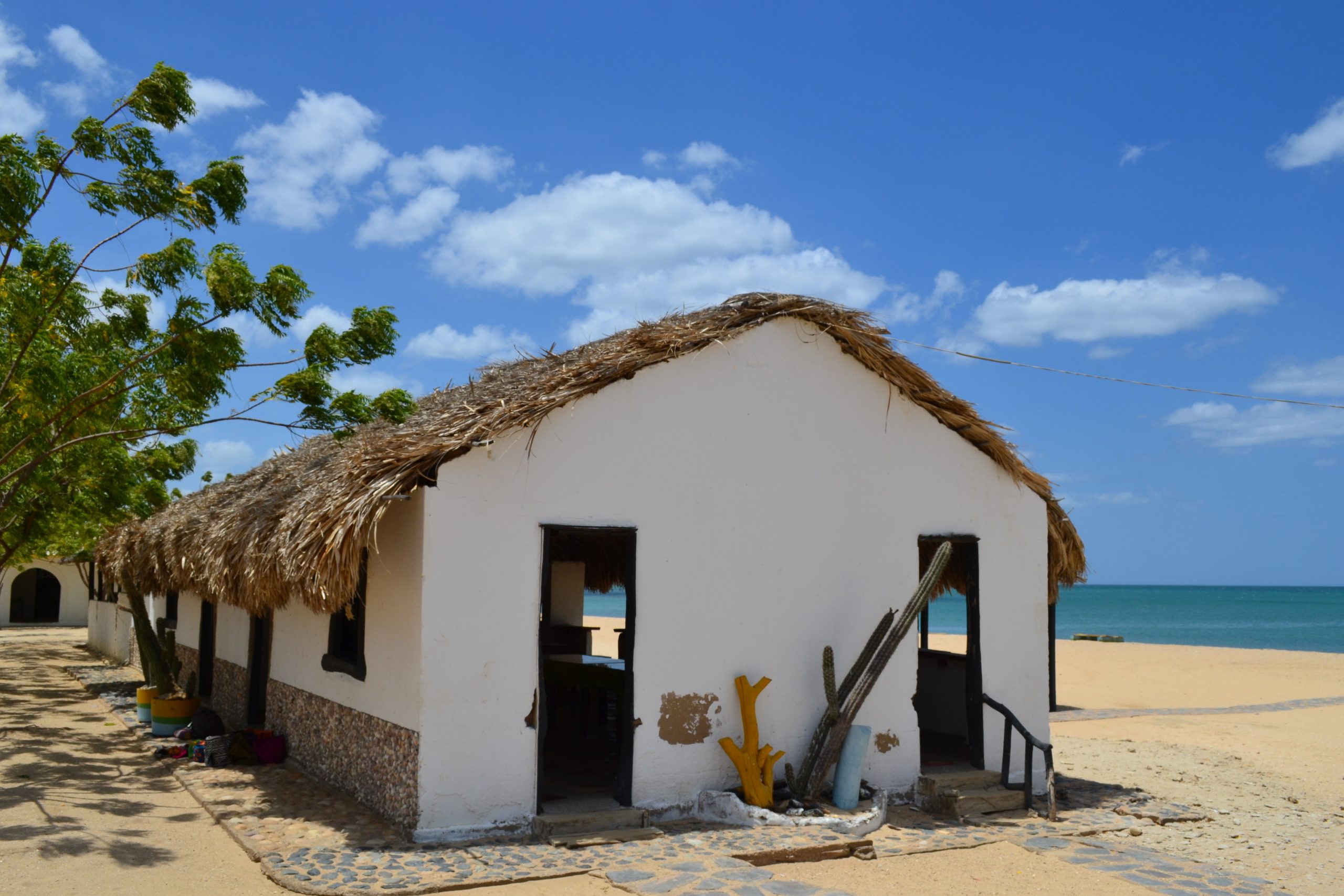 hermosa playa en la guajira colombia